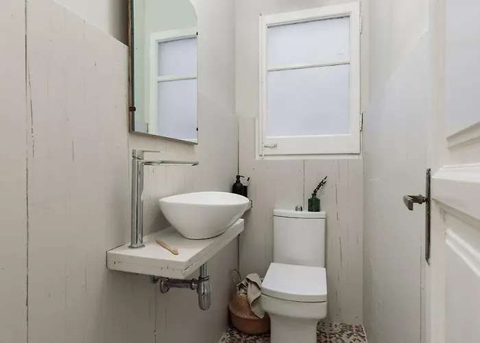 Lägenhet Morell - 3 Bedroom And Office In Eixample Esquerra Barcelona